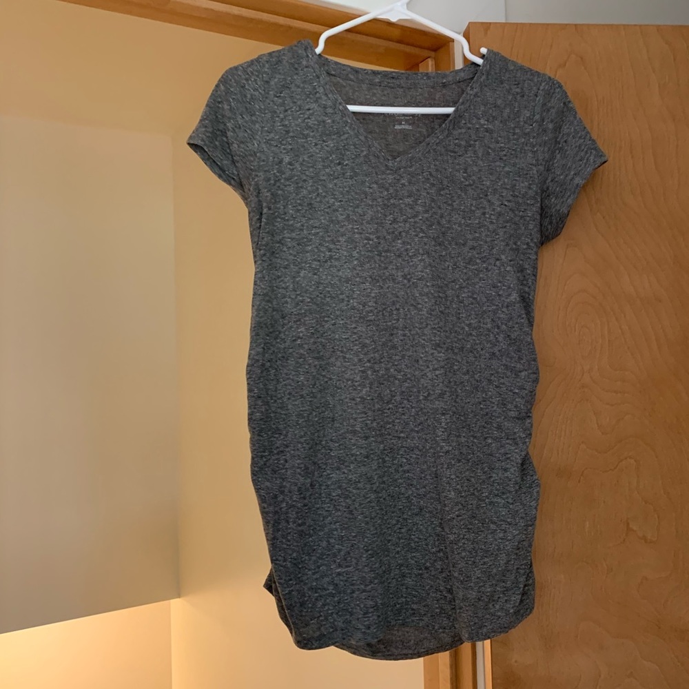 Women’s maternity tee